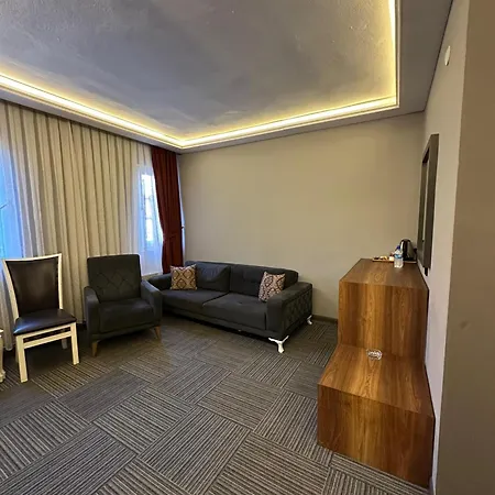 Hotel Vira